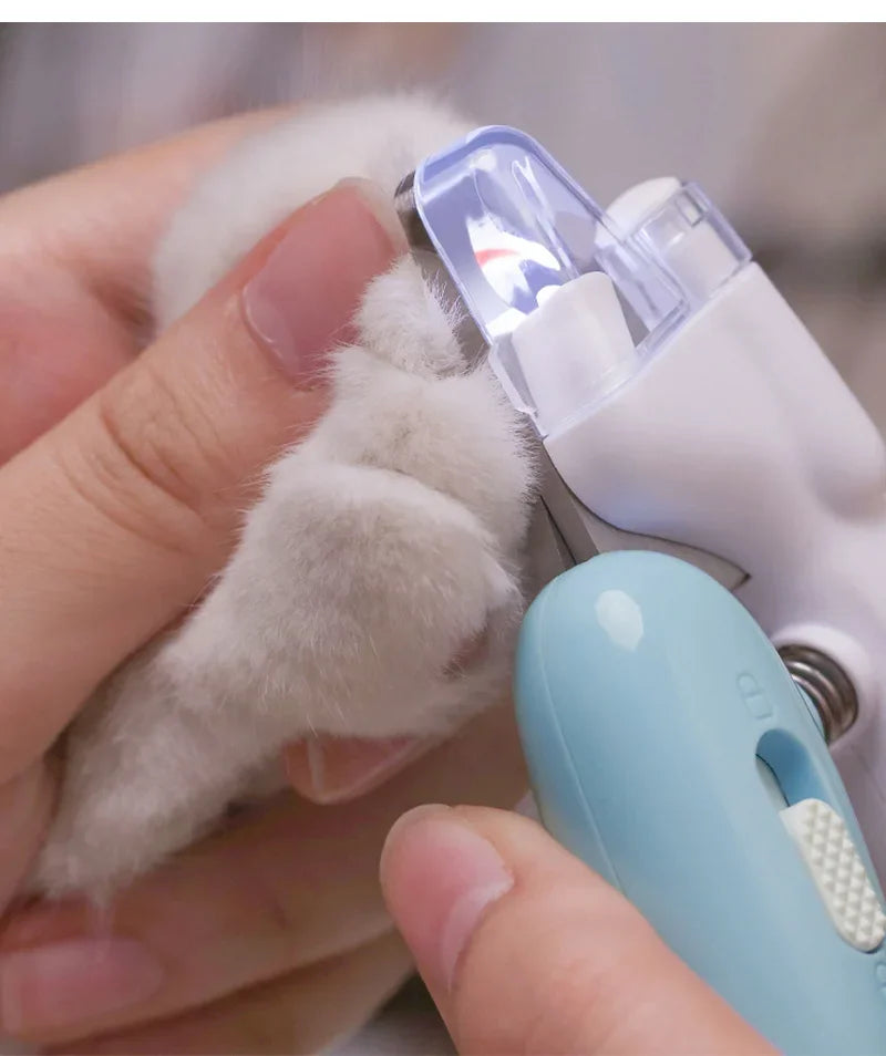 How to Cut Pet Nail from Clipper?